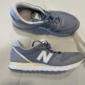 New Balance Blue and White Sneakers (311)